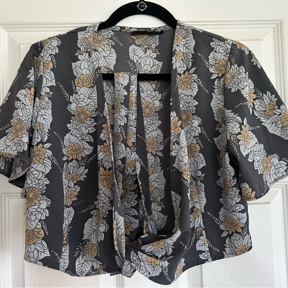 Hina Gray and Gold Tie Front Crop Blouse